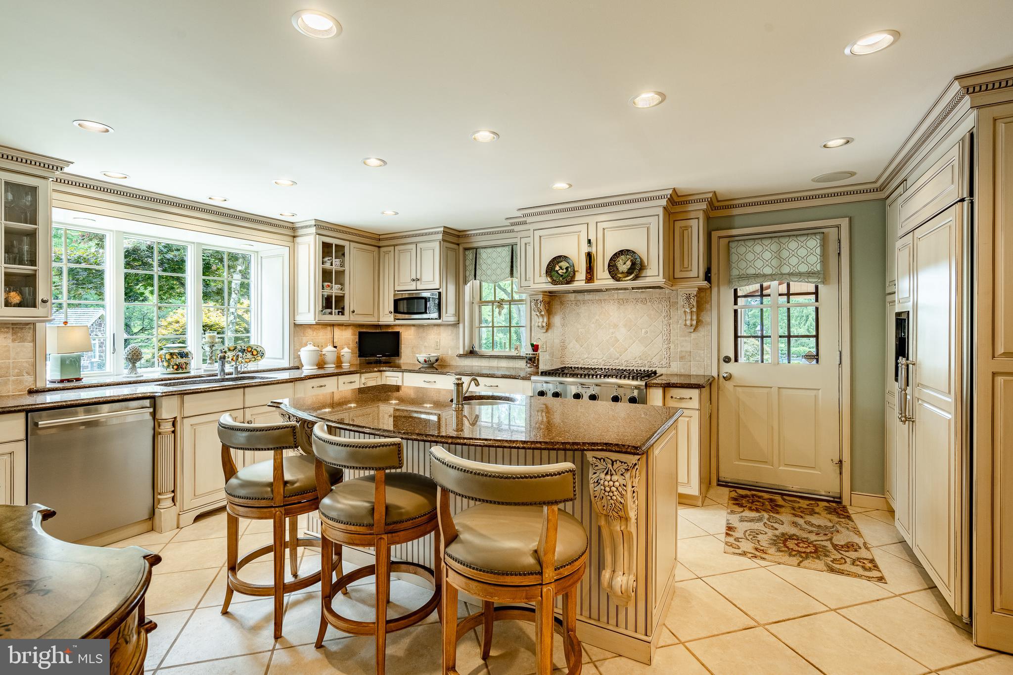 601 W PROSPECT (GWYNWOOD FARM) AVENUE