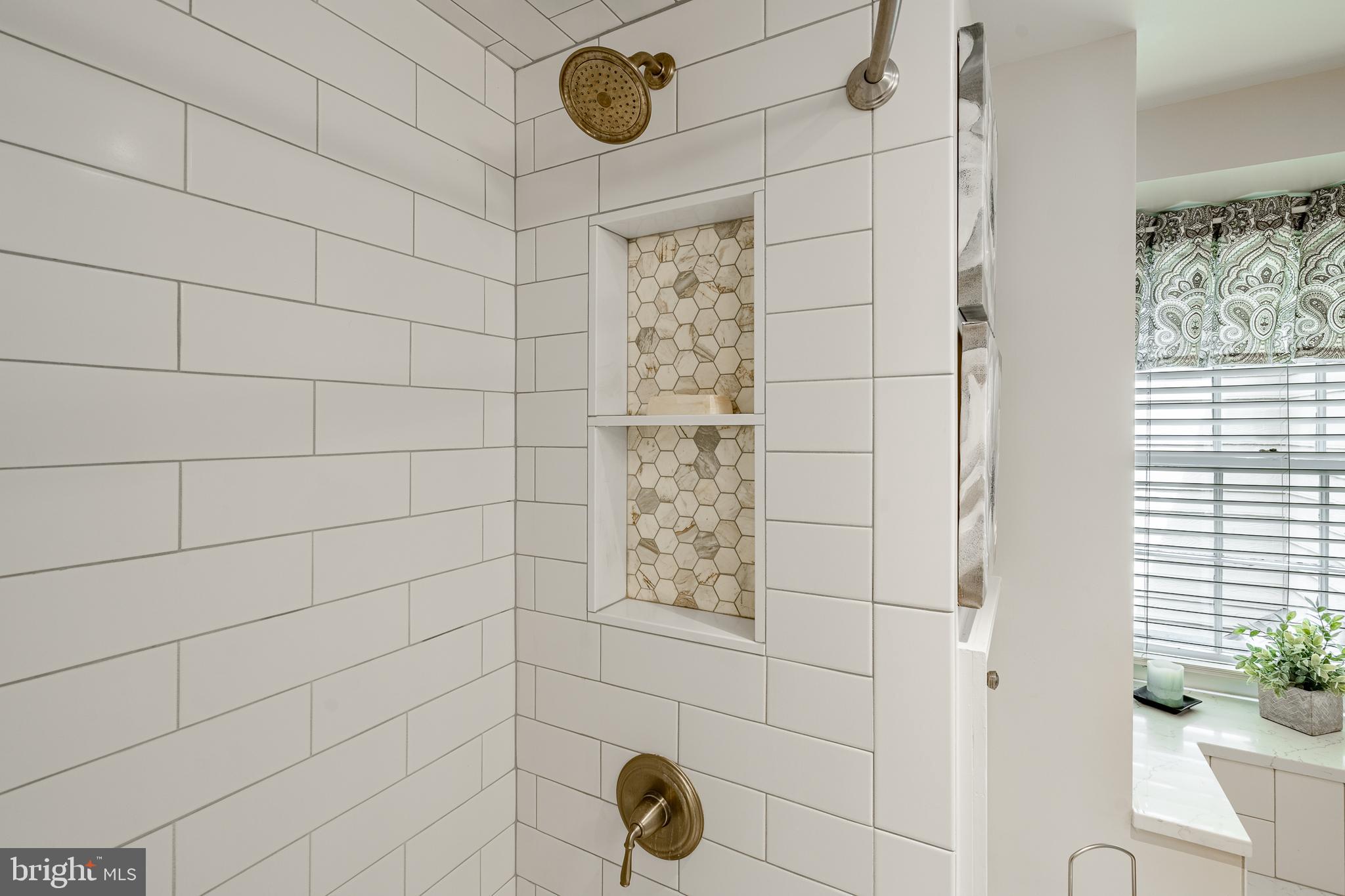 601 W PROSPECT (GWYNWOOD FARM) AVENUE