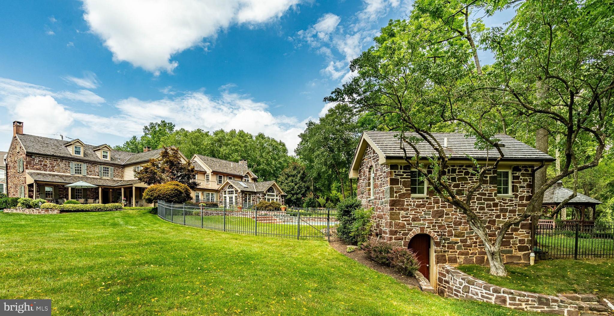 601 W PROSPECT (GWYNWOOD FARM) AVENUE