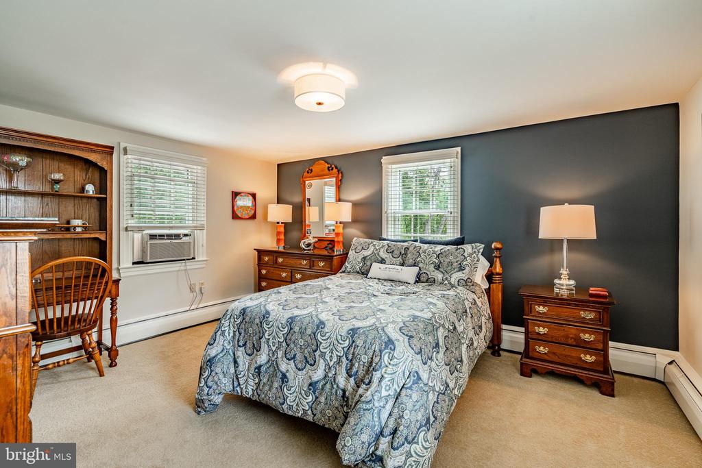 601 W PROSPECT (GWYNWOOD FARM) AVENUE