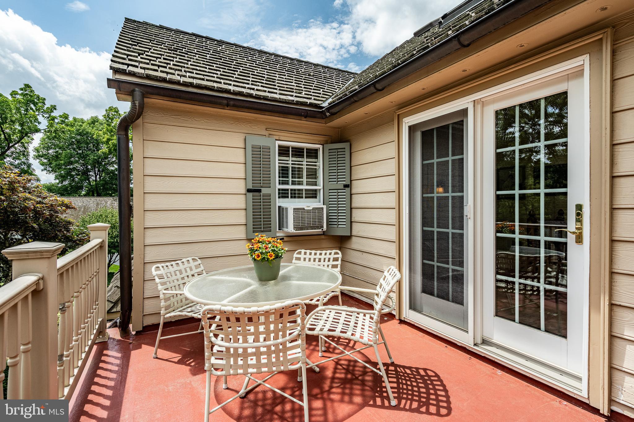 601 W PROSPECT (GWYNWOOD FARM) AVENUE