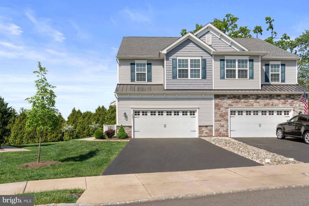 539 Berkley Pl