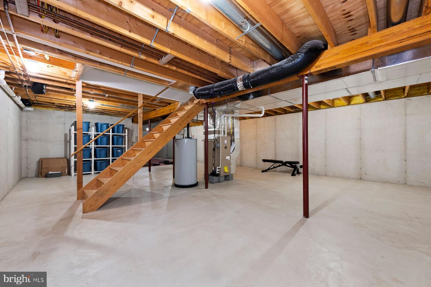 794 Hunter Dr
