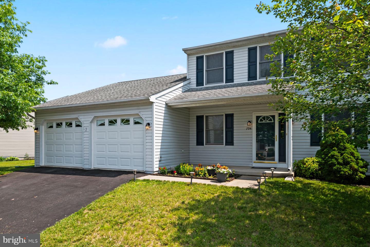 794 Hunter Dr