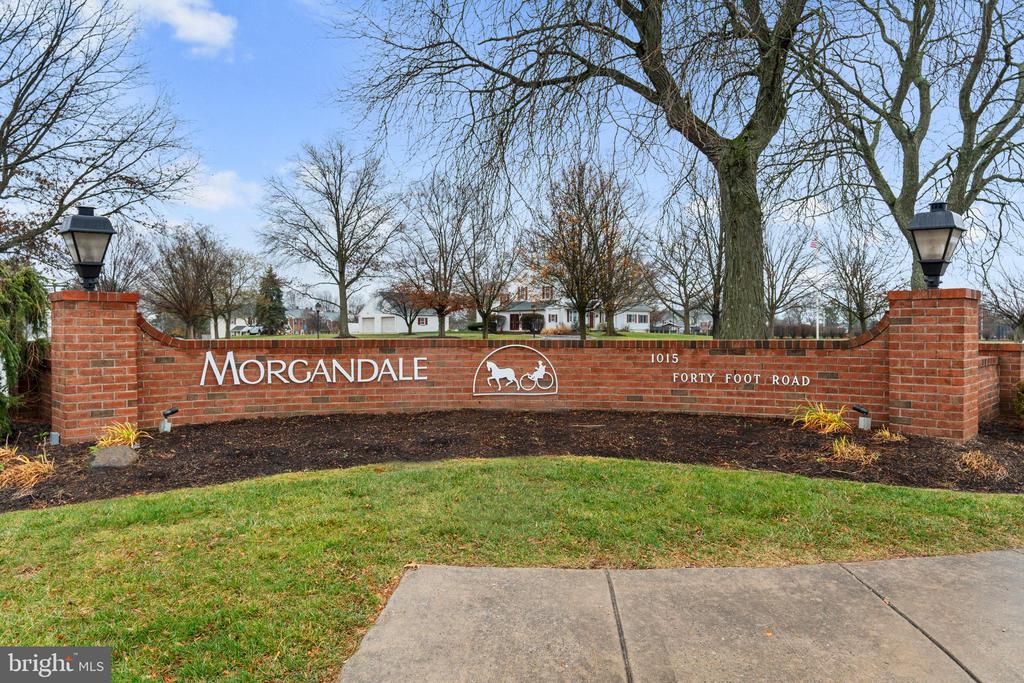 2110 MARSHALL COURT