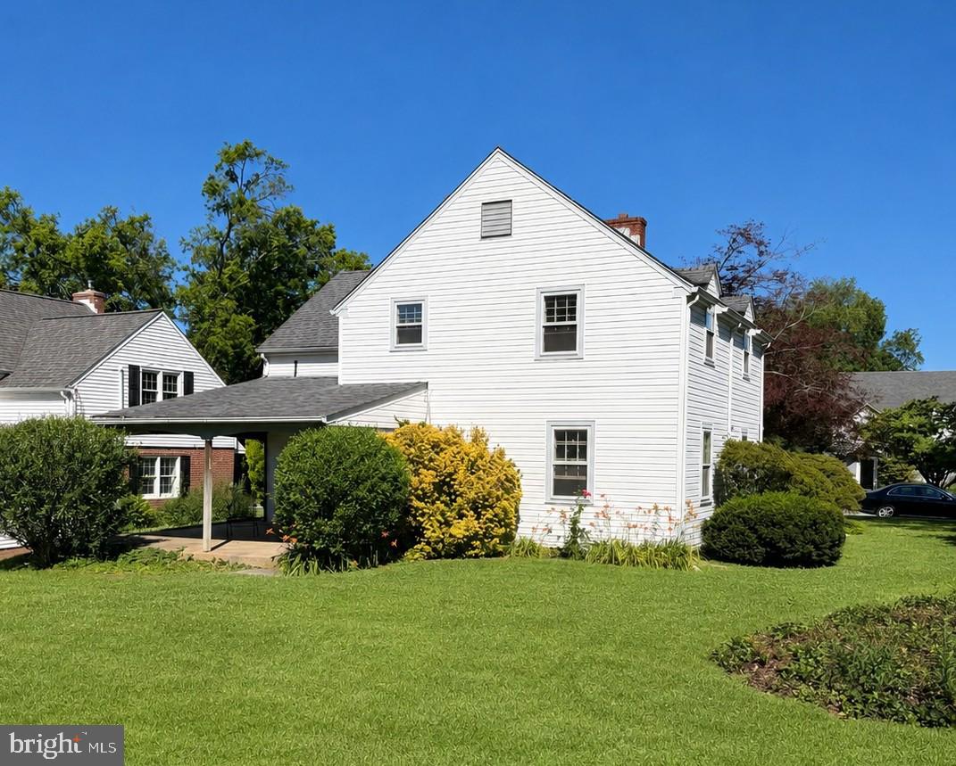 602 MEADOW LANE
