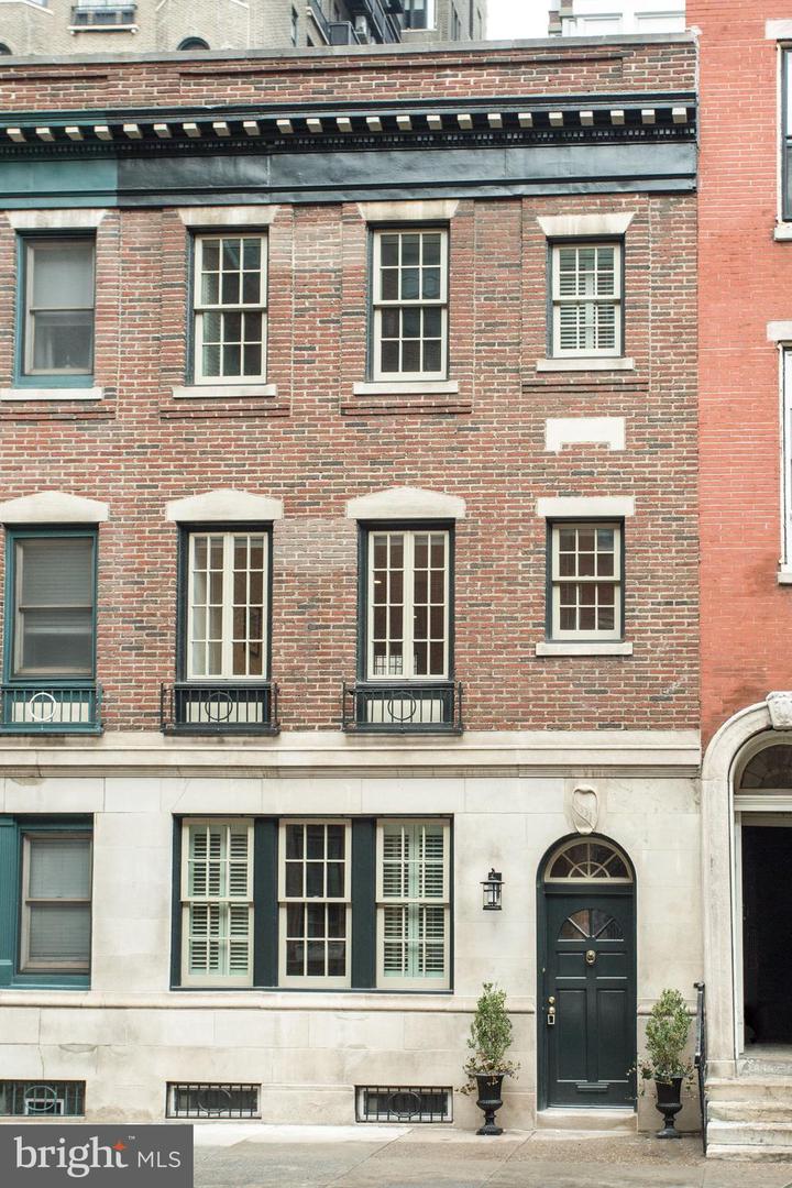 1831 SPRUCE STREET