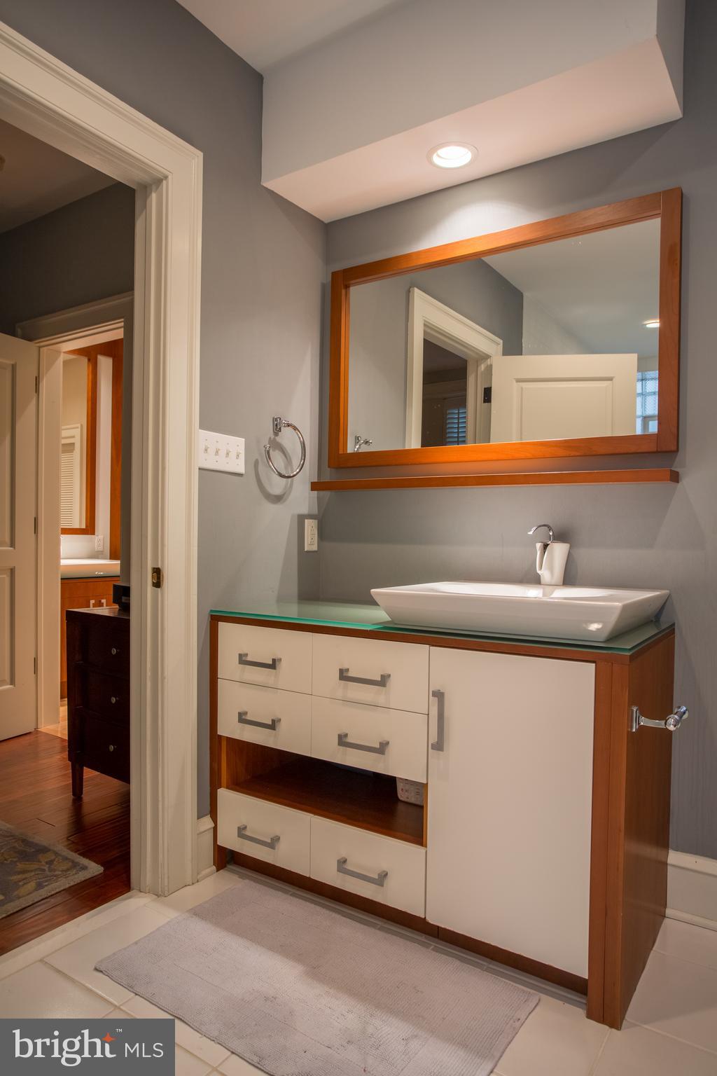 1831 Spruce STREET Unit: 1