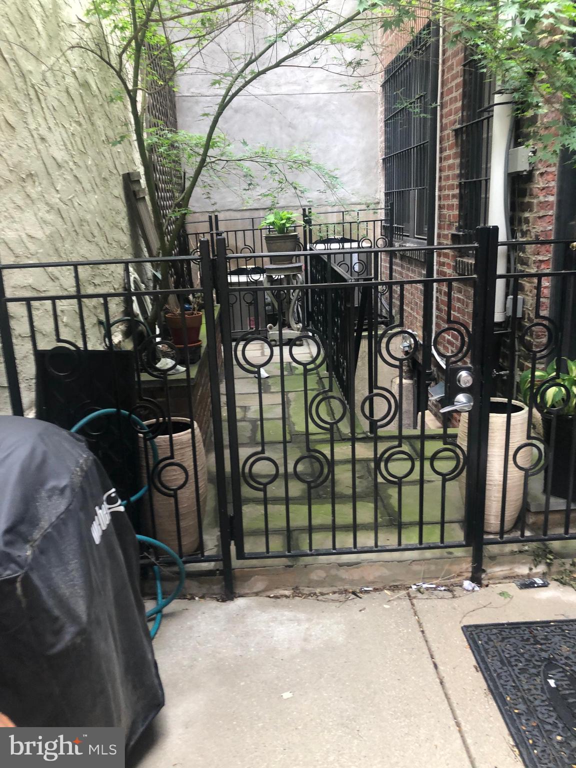 1831 Spruce STREET Unit: 1