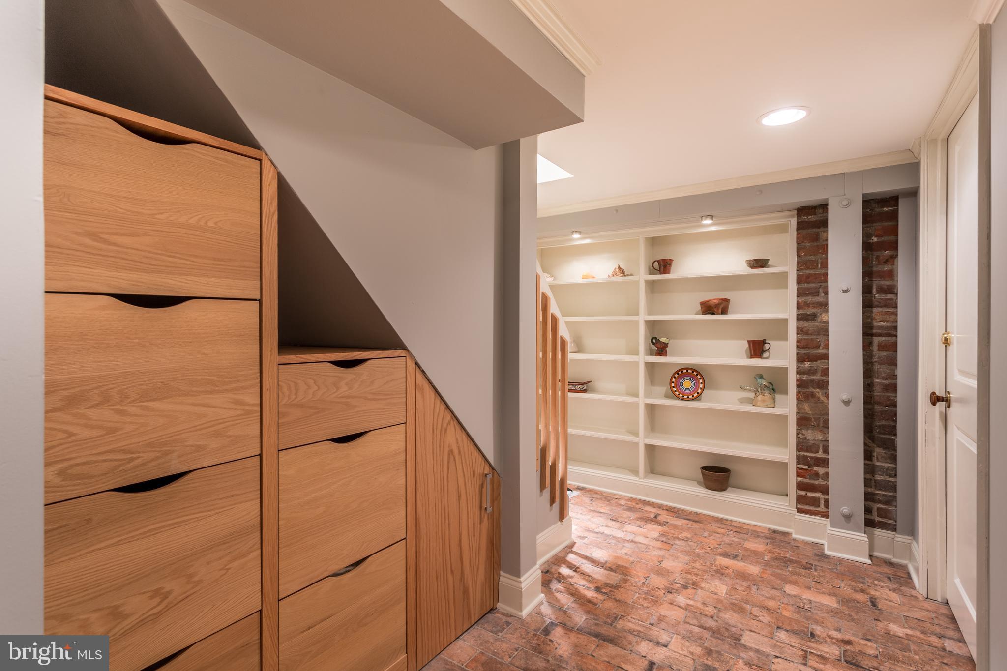 1831 Spruce STREET Unit: 1