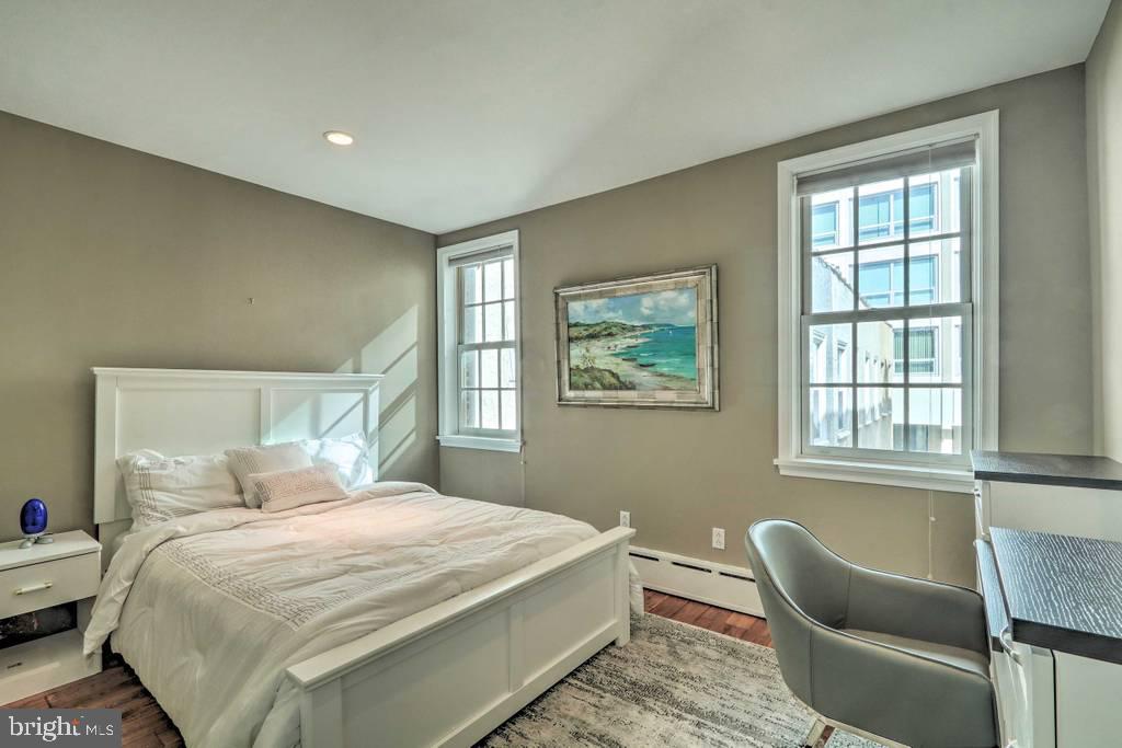1831 Spruce STREET Unit: 2