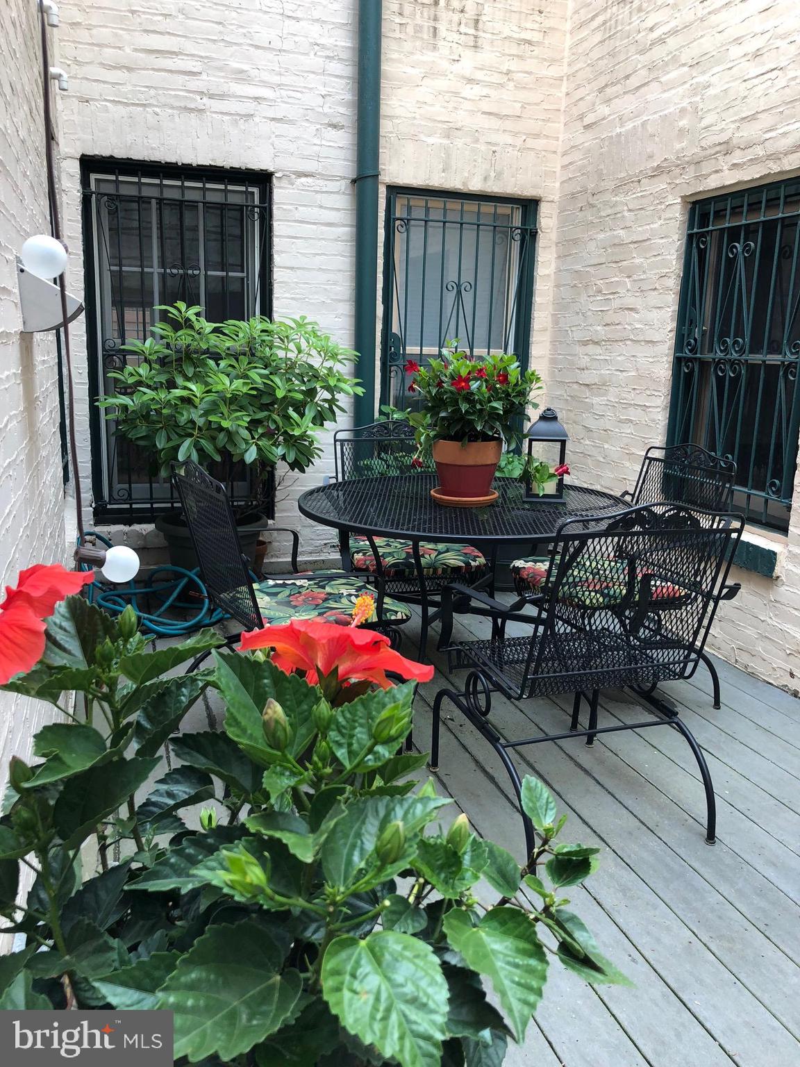 1831 Spruce STREET Unit: 2
