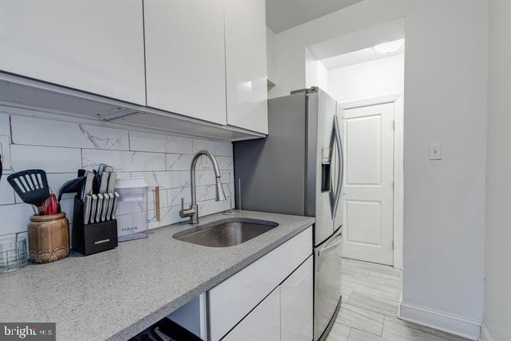 2134 Spruce STREET Unit: 2