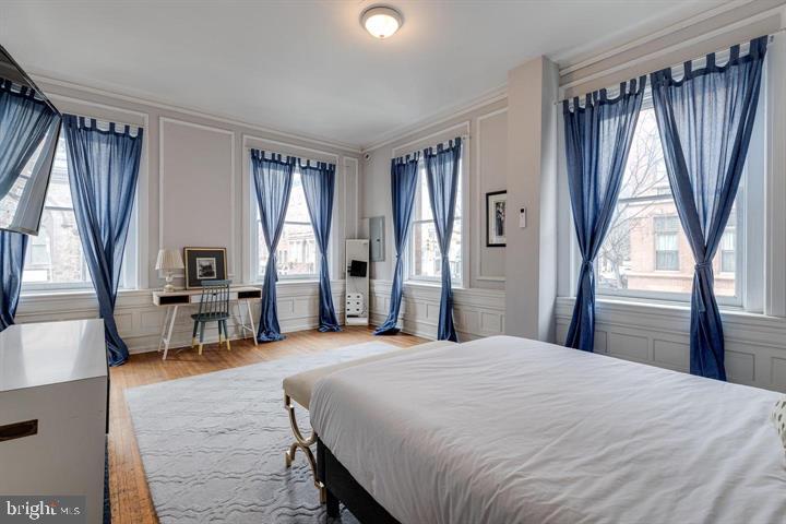 2134 Spruce STREET Unit: 2