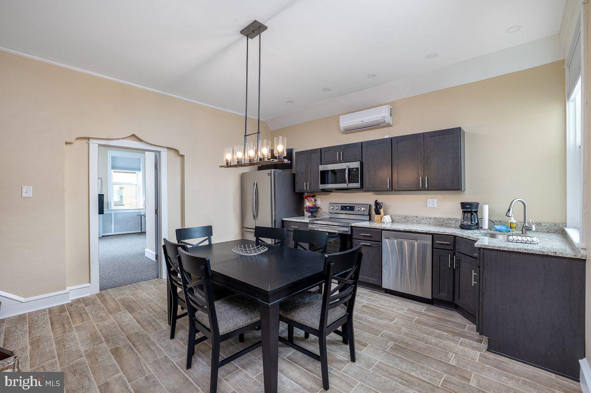 1131 Callowhill Street Unit: A