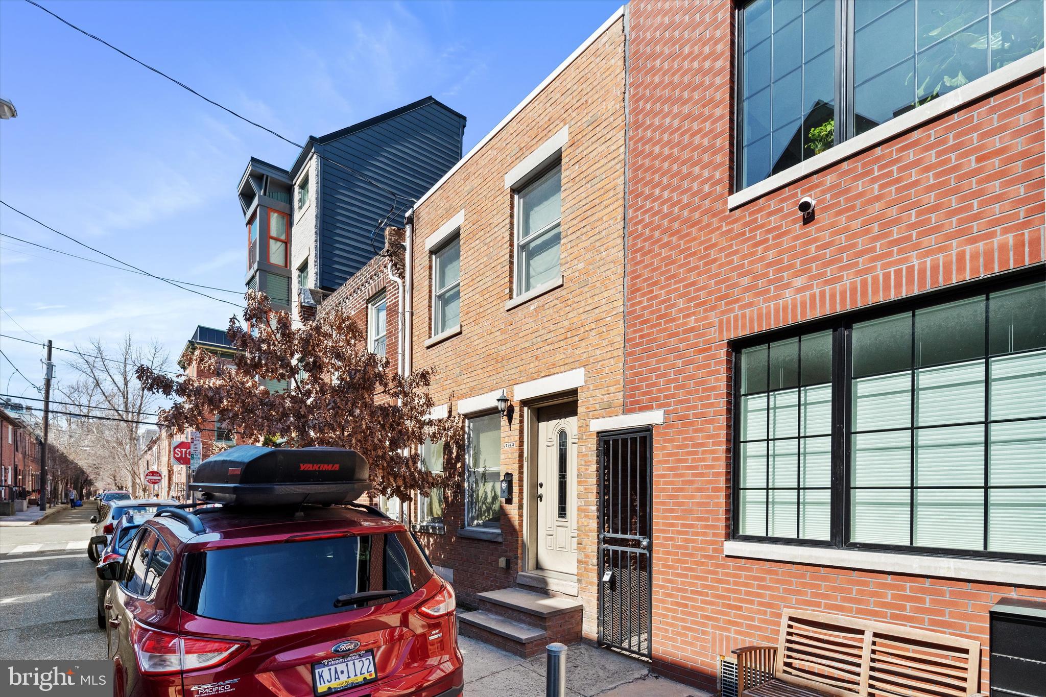 1943 Kater St