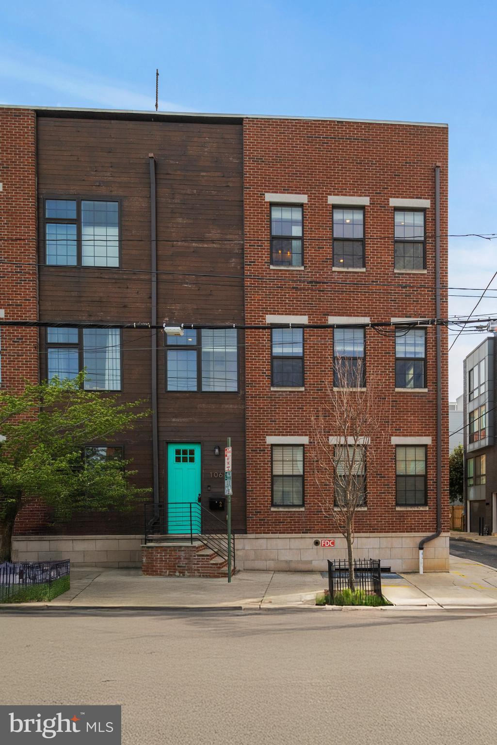106-112-12 W Jefferson St #2