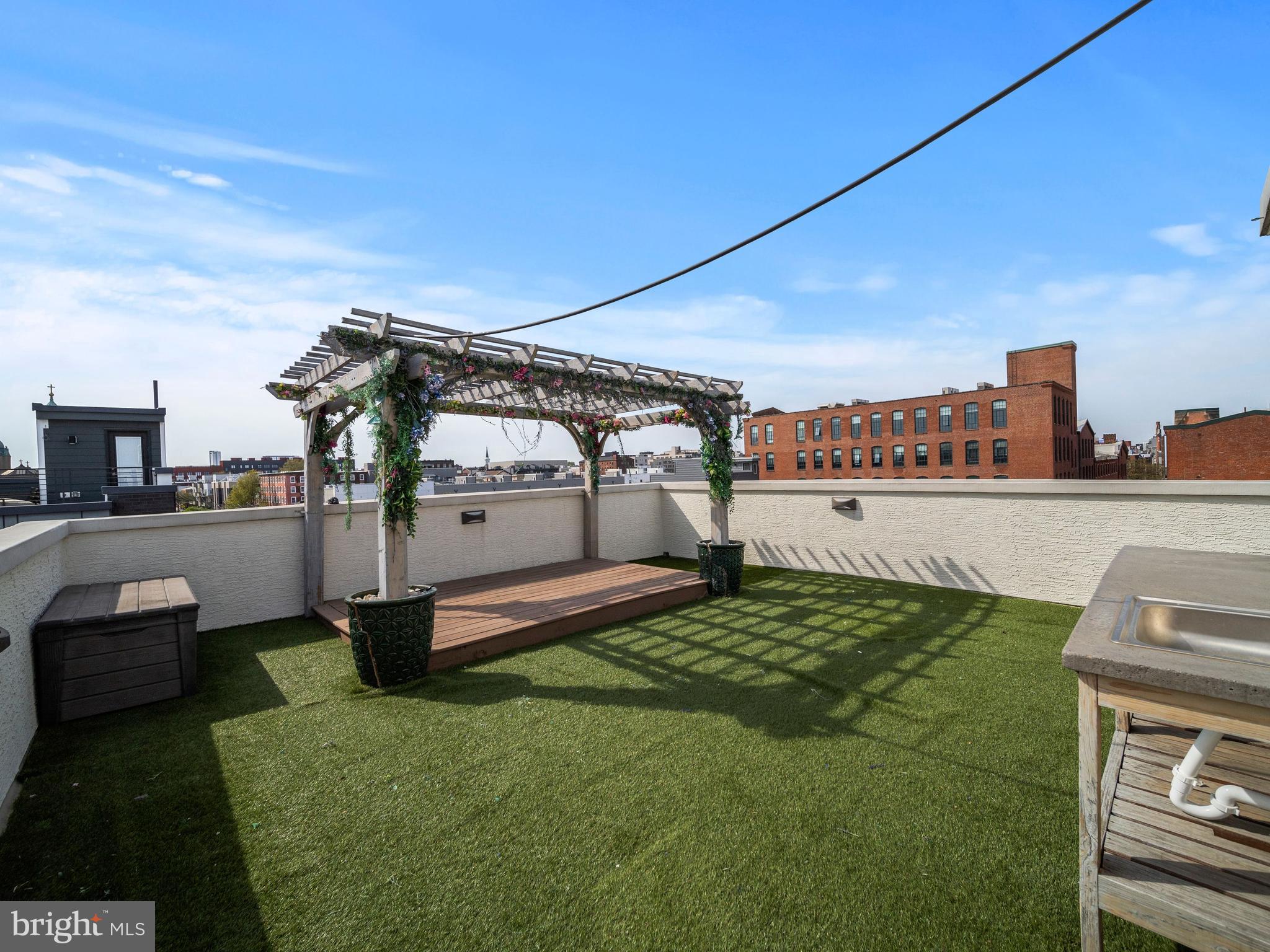 106-112-12 W Jefferson St #2