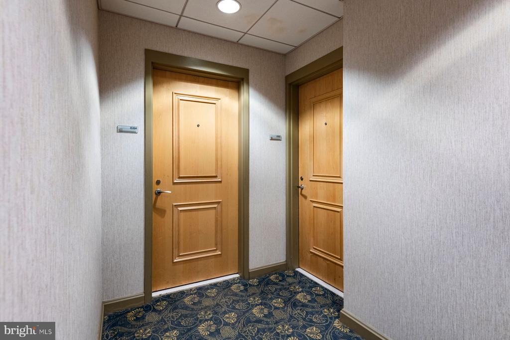 901 N Penn St #R305