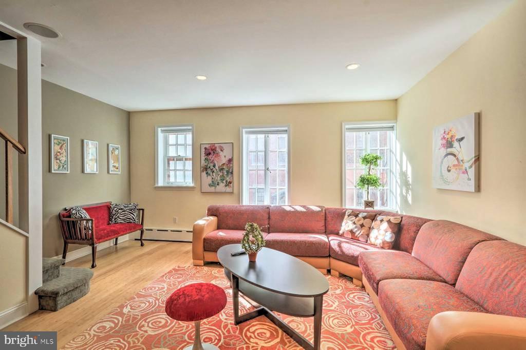 1831 Mutli-Unit Spruce Street