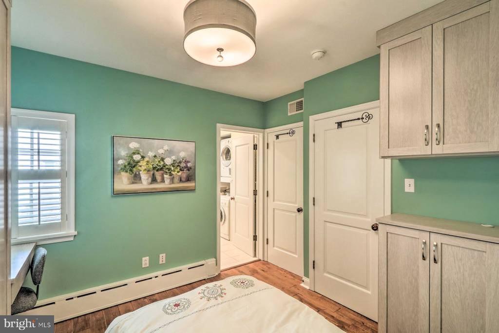1831 Mutli-Unit Spruce Street