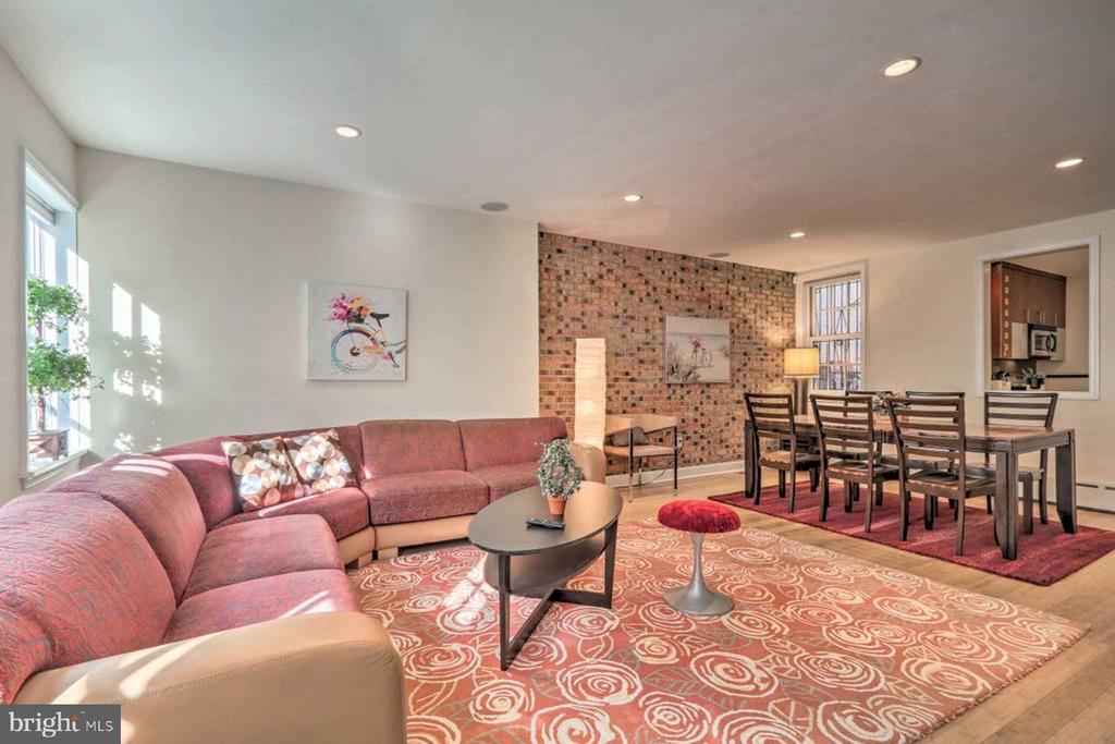 1831 Mutli-Unit Spruce Street