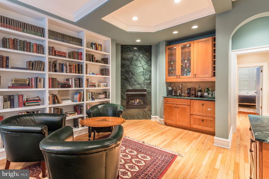 1831 Mutli-Unit Spruce Street