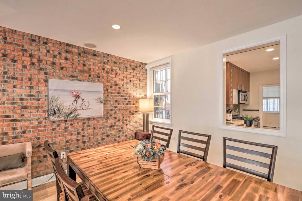 1831 Mutli-Unit Spruce Street