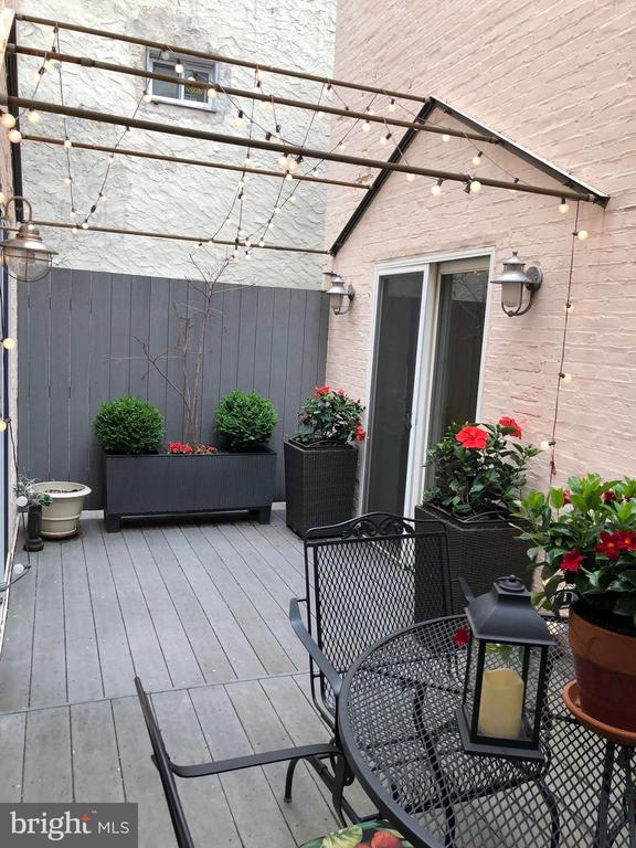 1831 Mutli-Unit Spruce Street