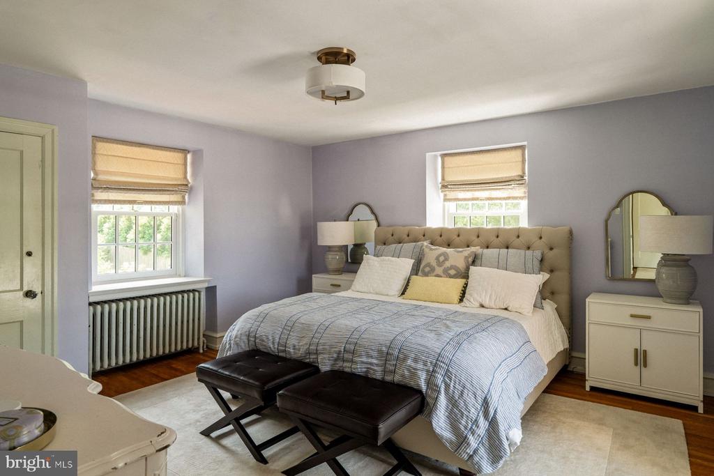 210 WHITEMARSH