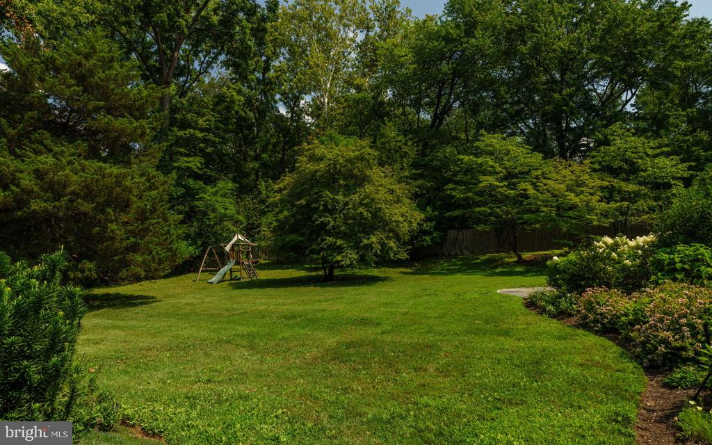 210 WHITEMARSH