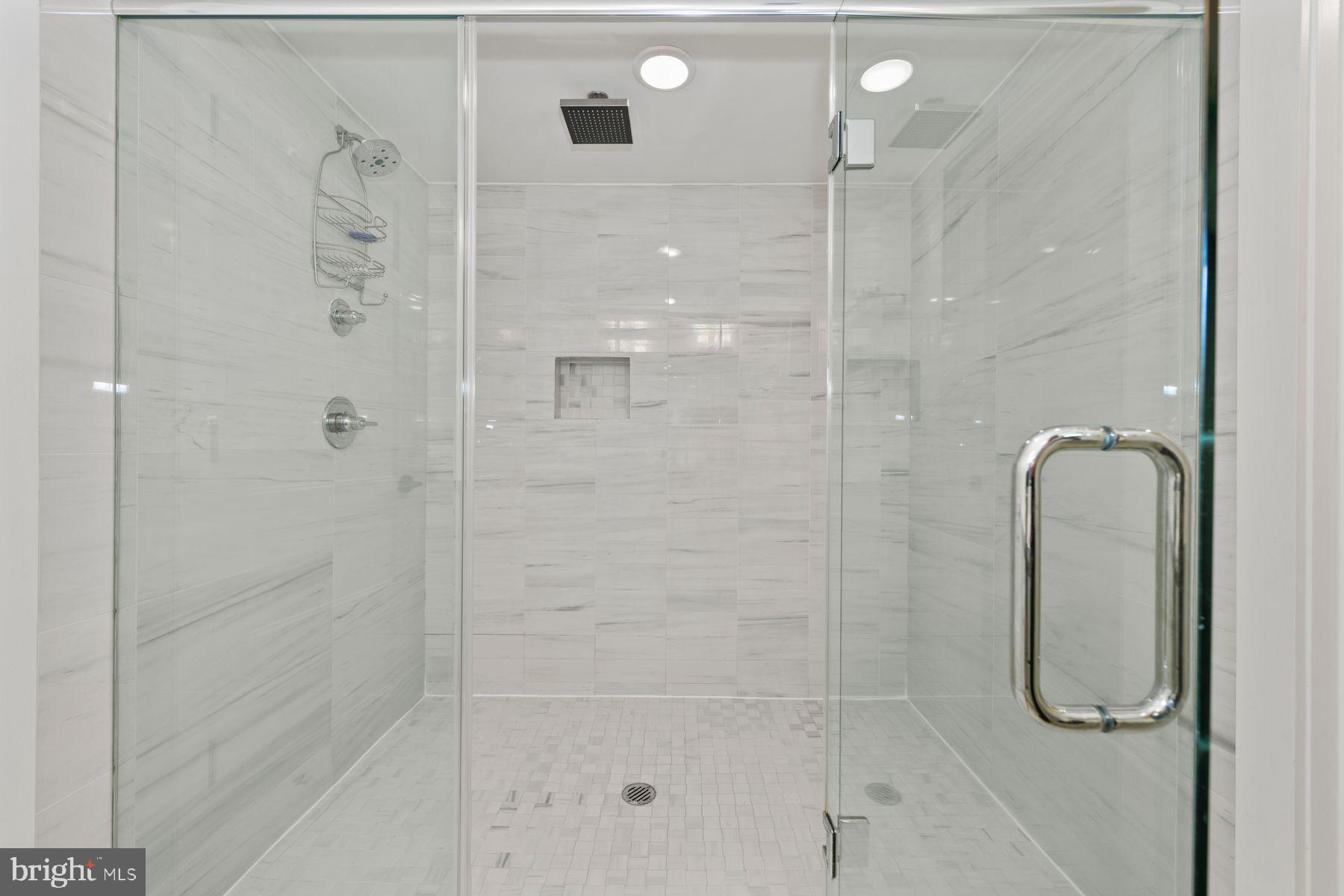 1716 CAMBRIDGE STREET 3