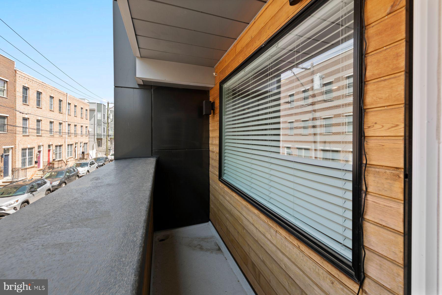 1716 CAMBRIDGE STREET 3