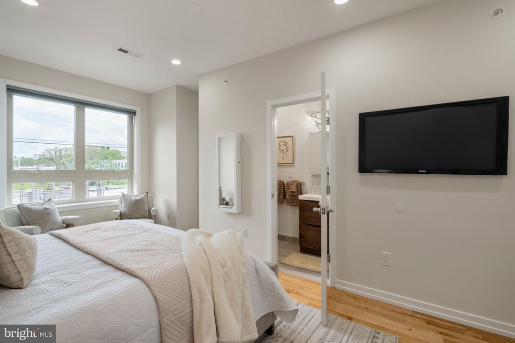 1013 S 12TH STREET 00 3
