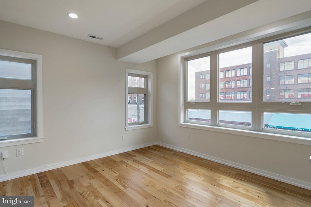 1013 S 12TH STREET 00 3