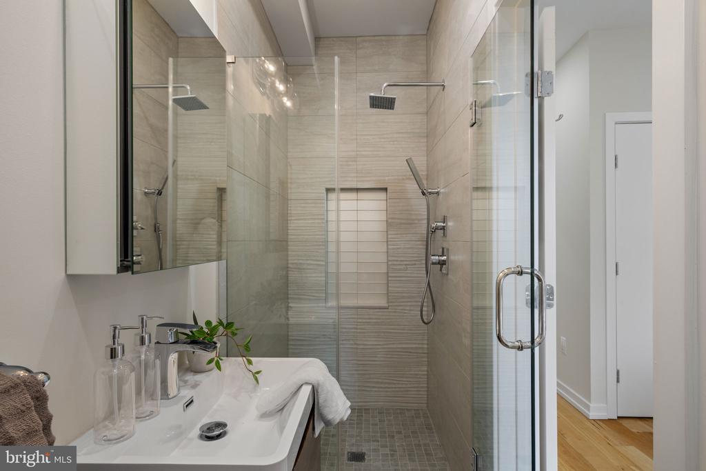 1013 S 12TH STREET 00 3