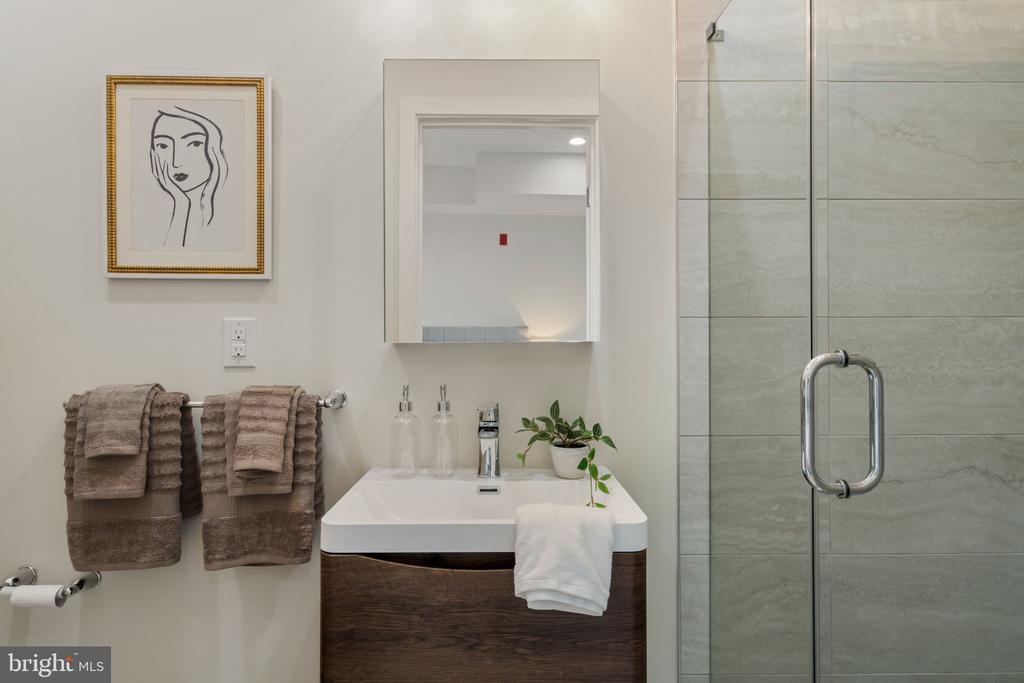 1013 S 12TH STREET 00 3
