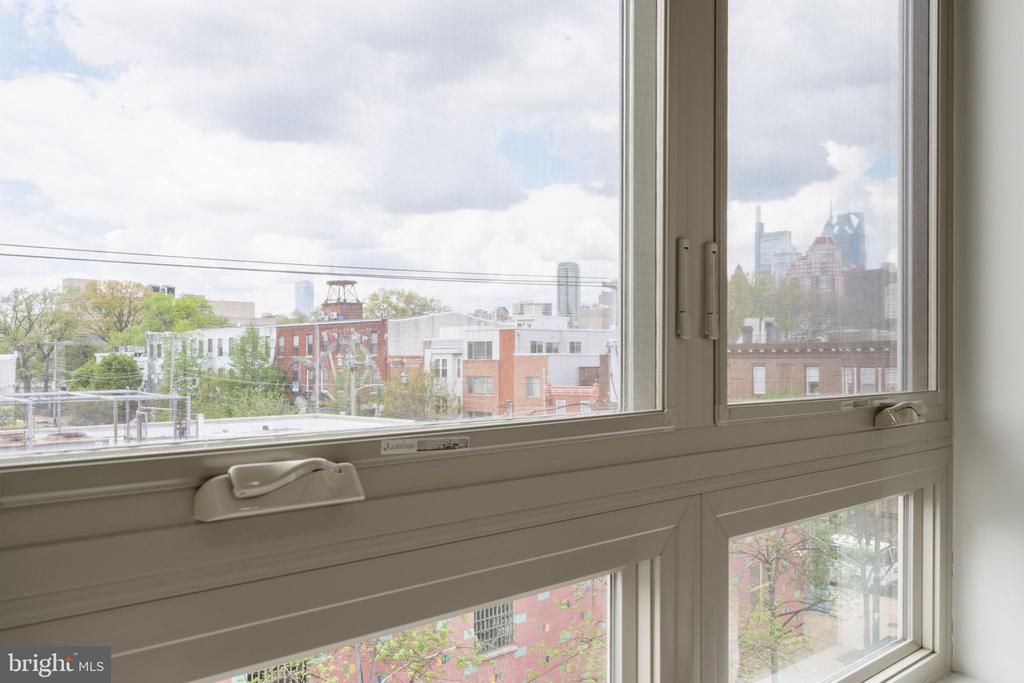 1013 S 12TH STREET 00 3
