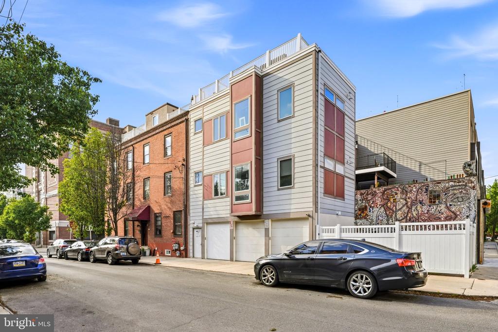 733 S 12TH STREET 200