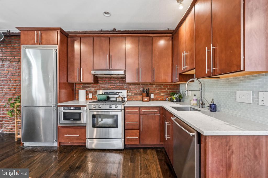 733 S 12TH STREET 200