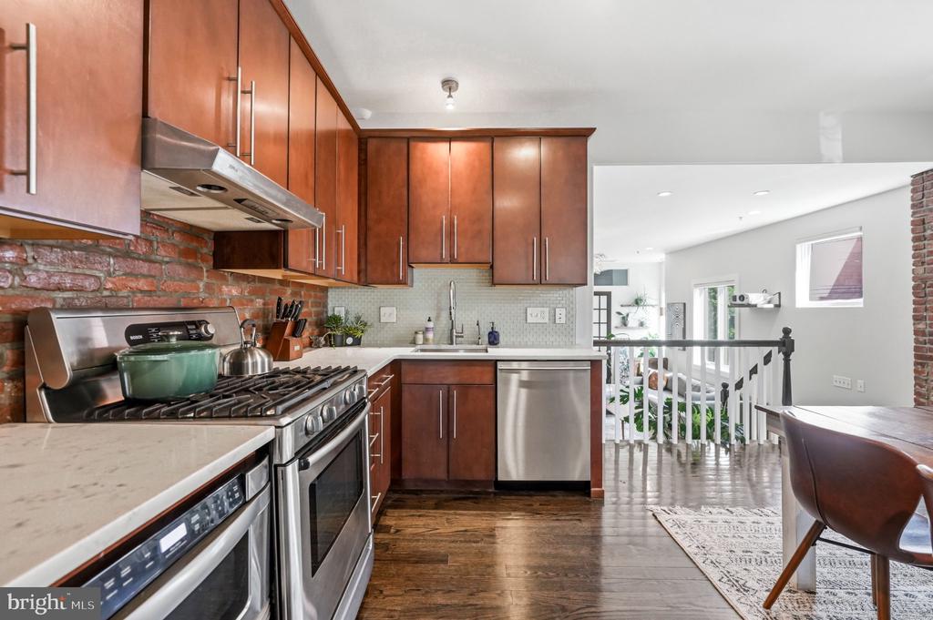 733 S 12TH STREET 200