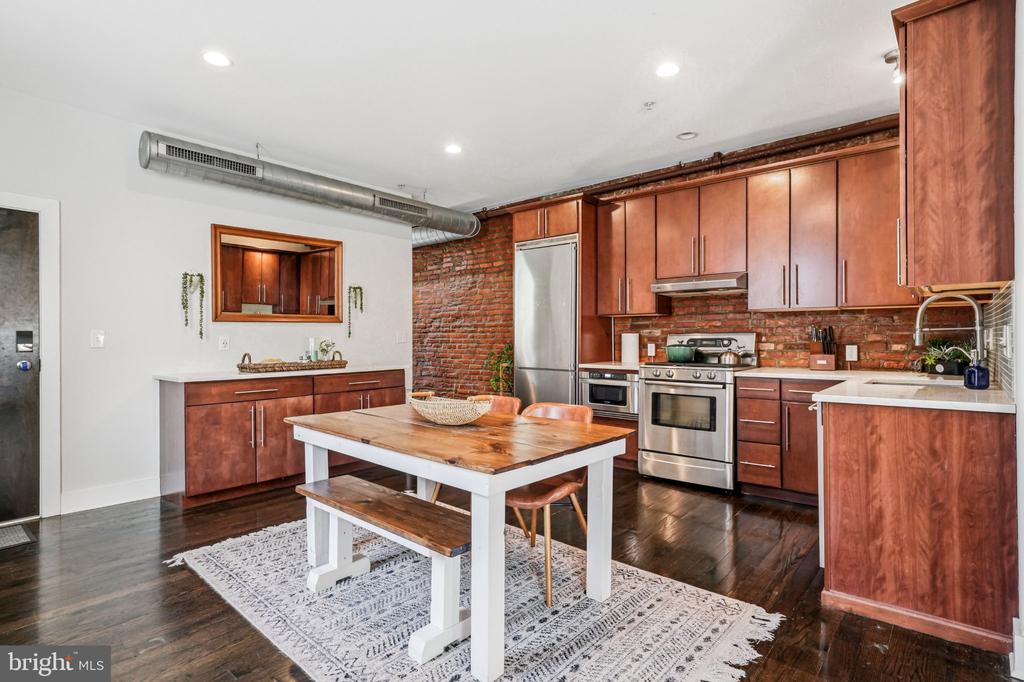 733 S 12TH STREET 200