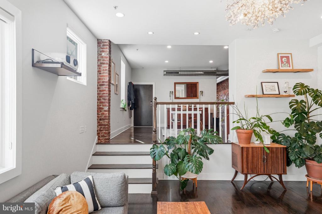 733 S 12TH STREET 200