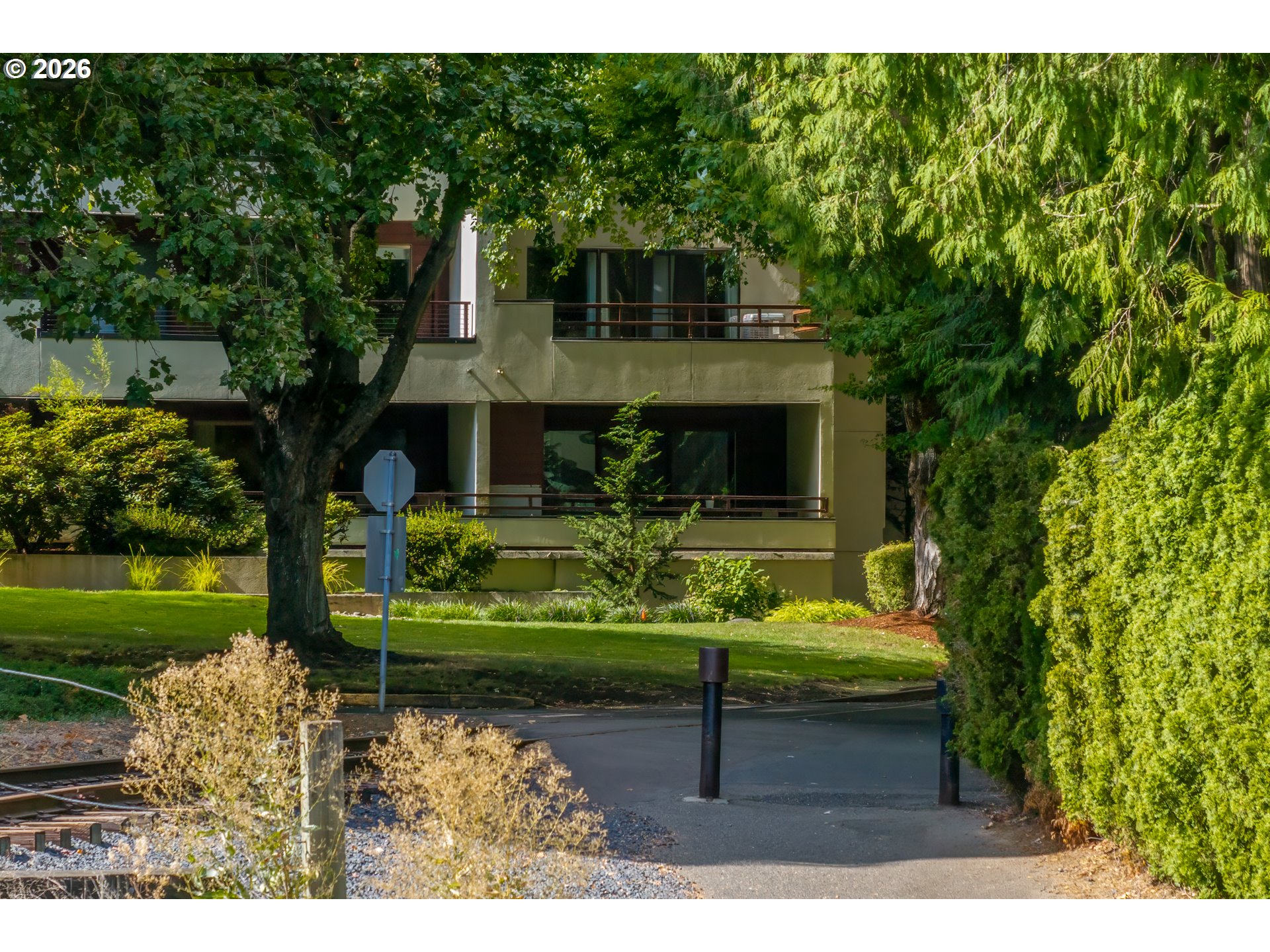 5250 S LANDING DR 105B1