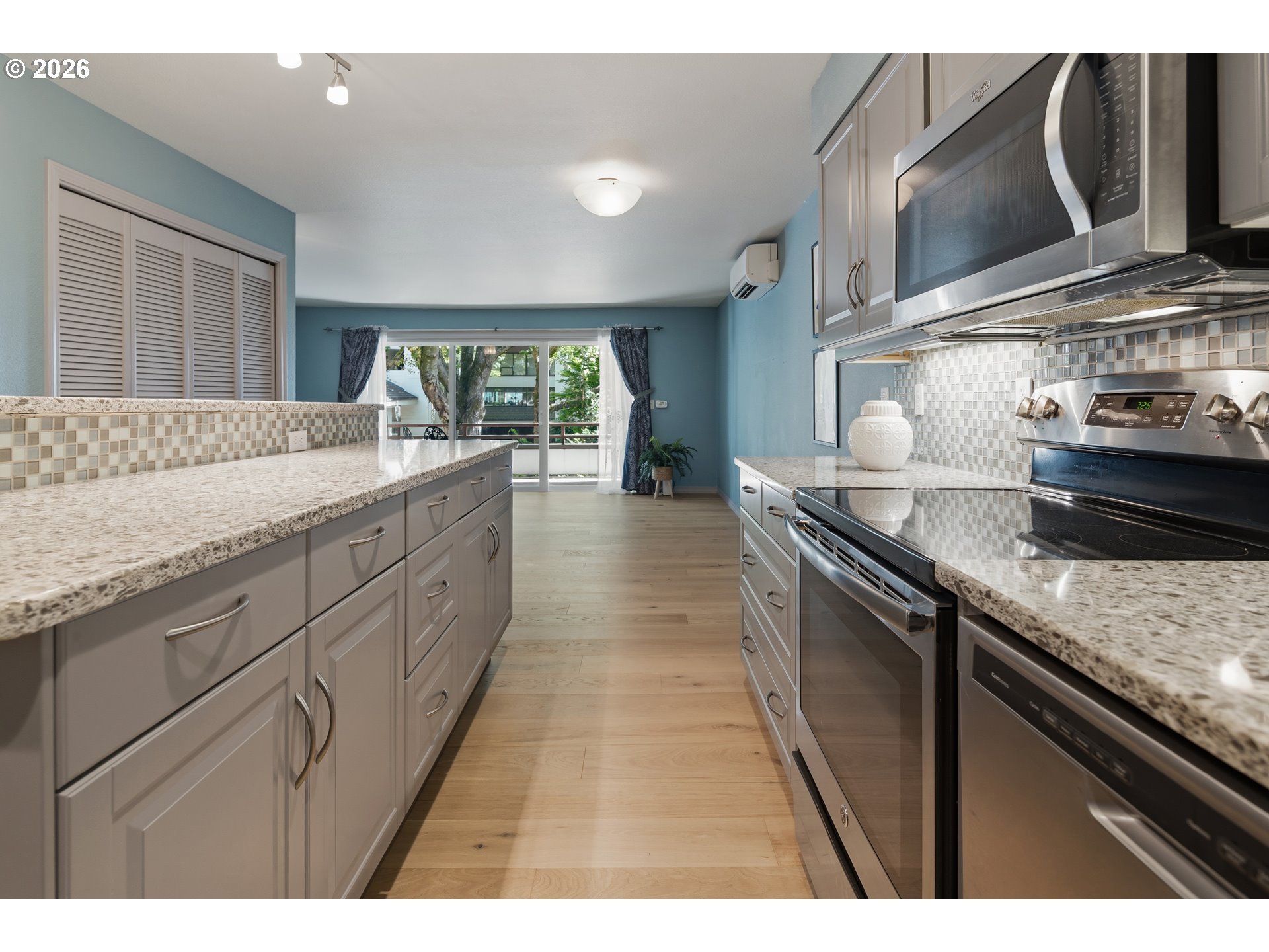 5250 S LANDING DR 105B1