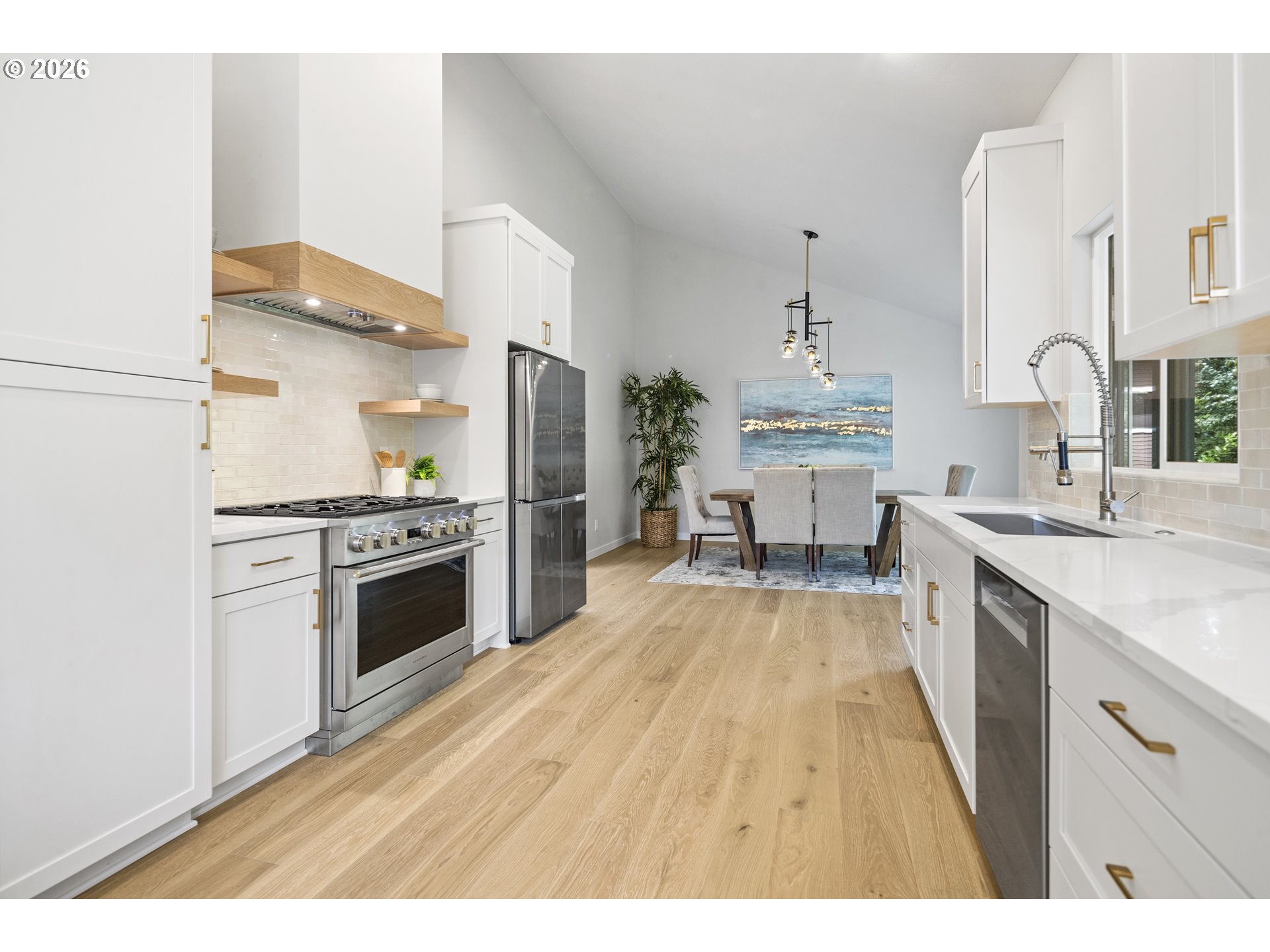 1410 WOODLAND TER