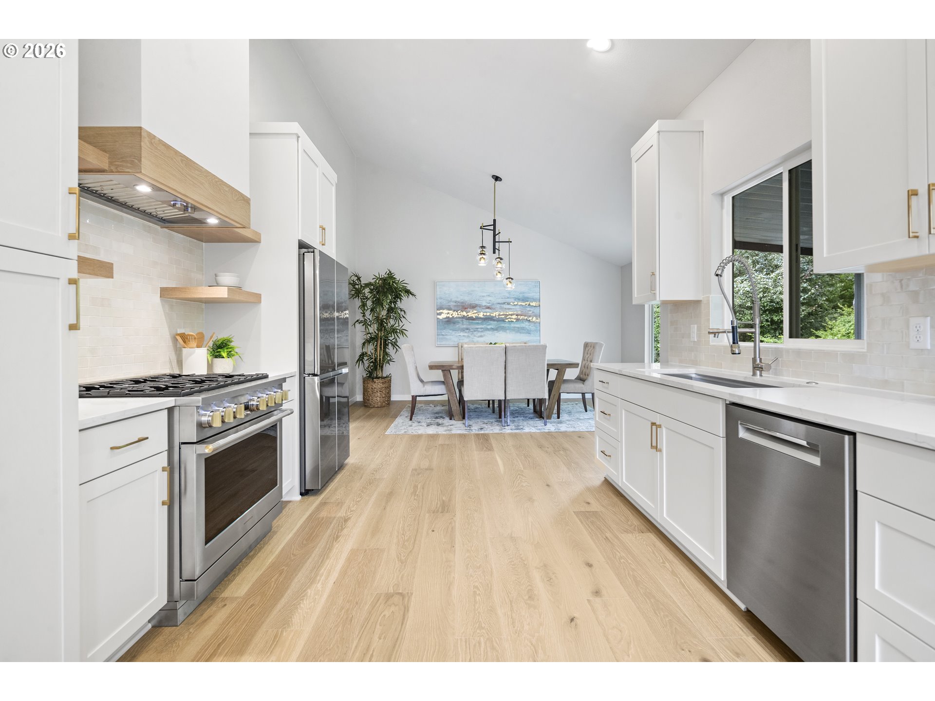 1410 WOODLAND TER