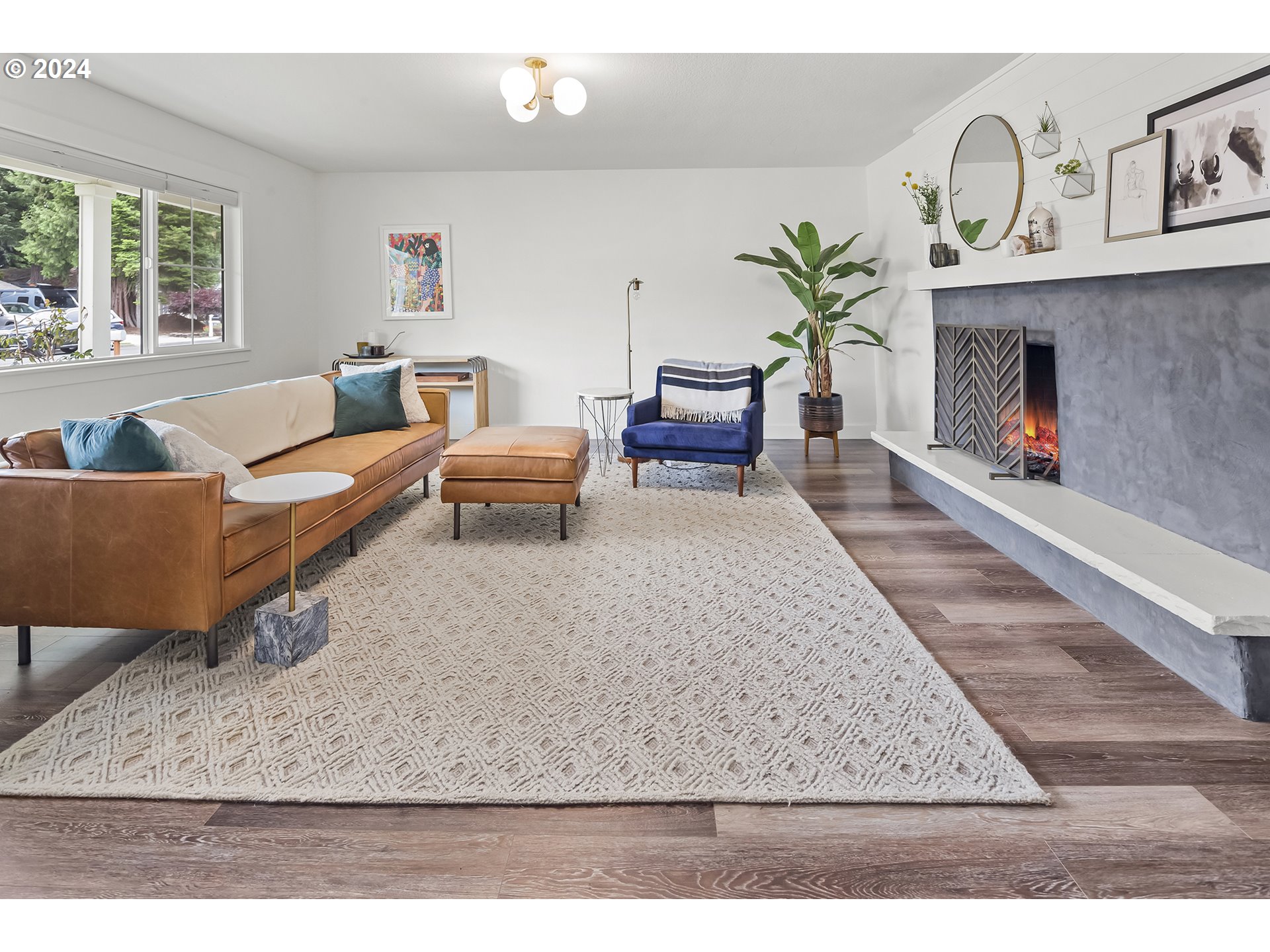 2204 MICHAEL DR
