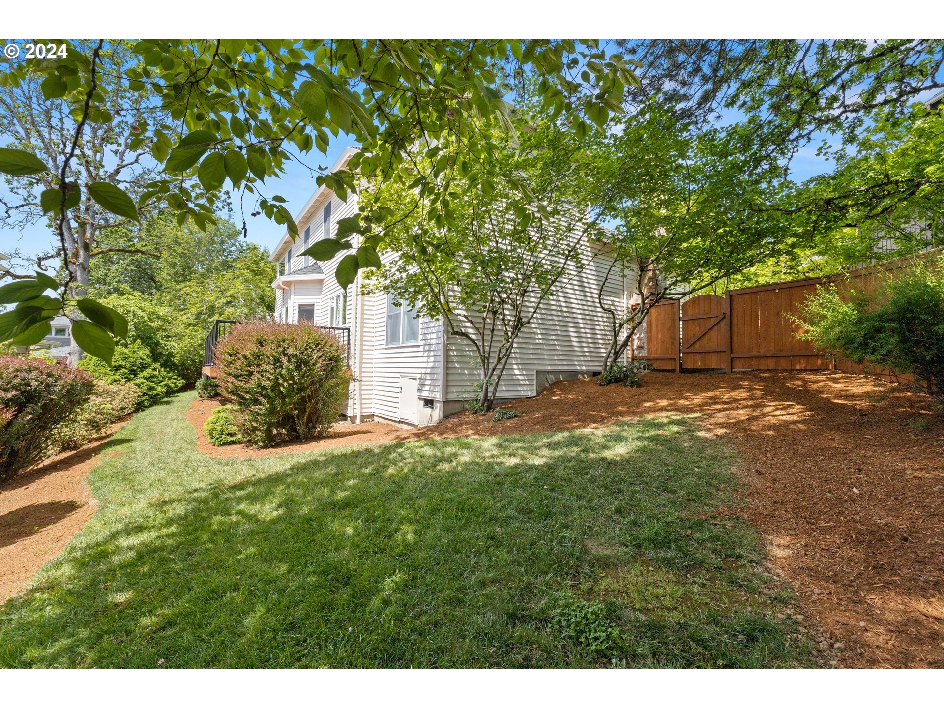 13551 SOUTHWOOD CT
