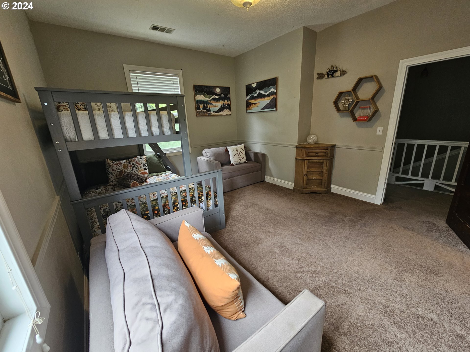 315 LINDGREN DR